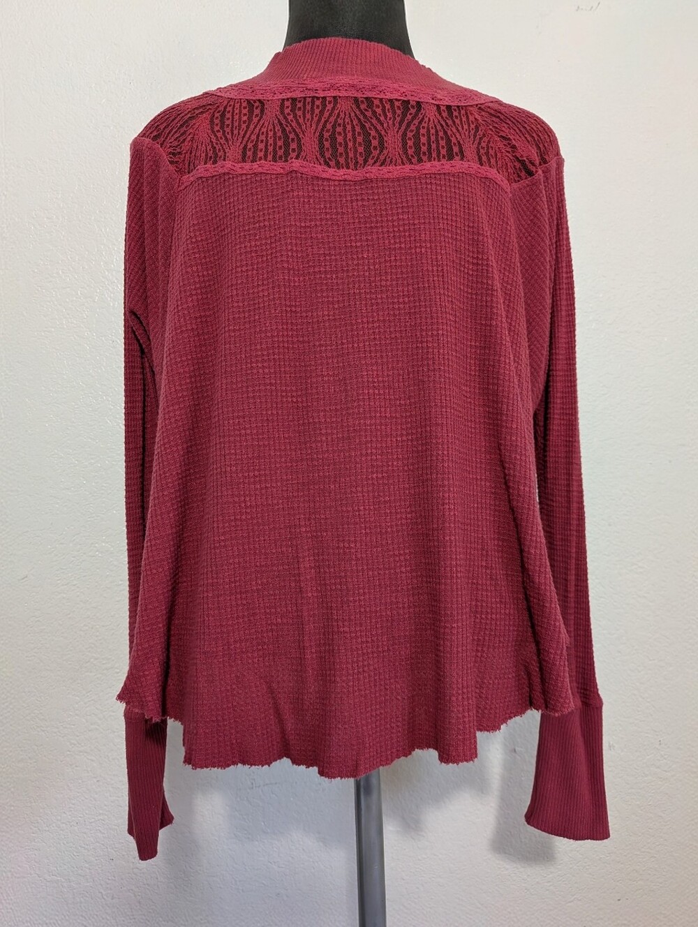Free People Spring Valley Thermal Top in Cochineal Pink Lace Yoke Size Small